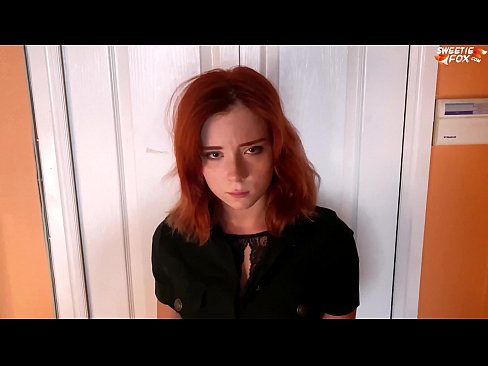 ❤️ Un agent de sécurité punit une jolie femme pour un vol à l'étalage - Cum In Mouth Porno at us