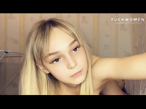 ❤️ Une écolière insatiable fait une fellation à sa camarade de classe. Porno at us